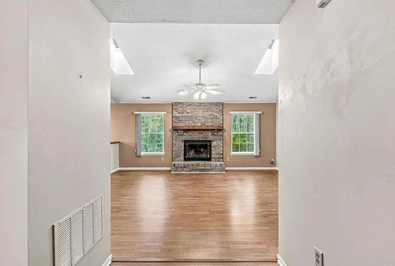 12130 Pepperwood Dr - Photo 2 of 16