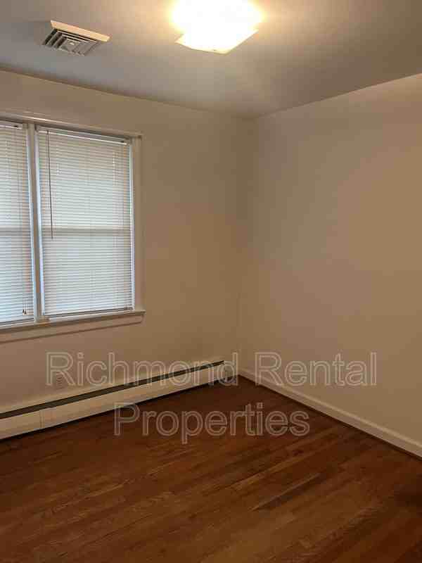 2520 Farrand Street - Photo 6 of 20