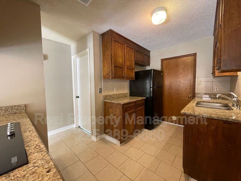 8152 Baringer Rd - Photo 6 of 16