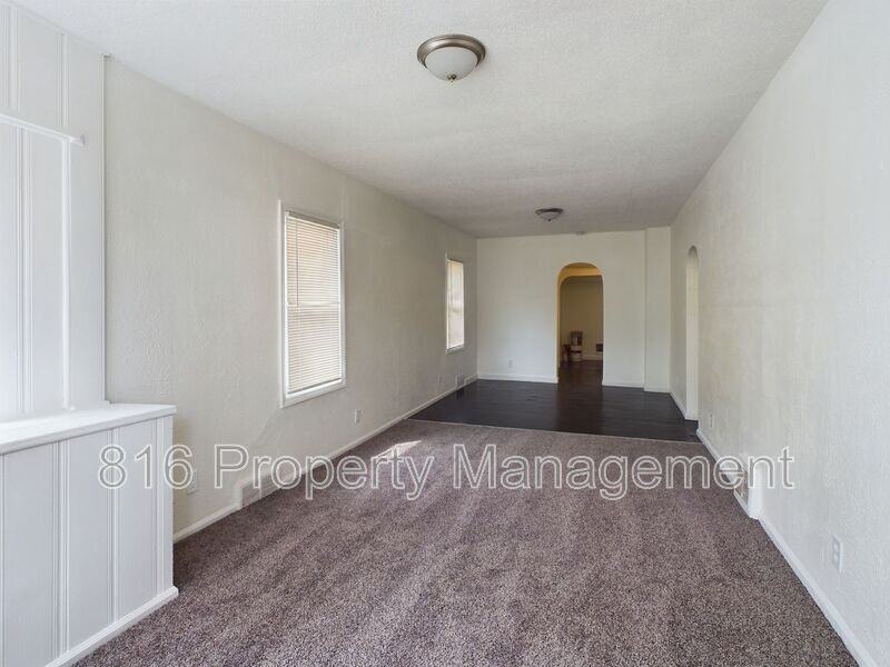 7132 Bellefontaine Ave - Photo 3 of 14