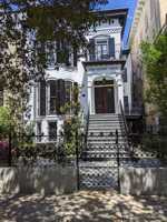 featured image of 112 West Gaston Street
