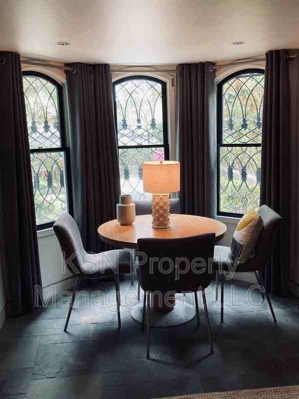 112 W Gaston St - Photo 6 of 16