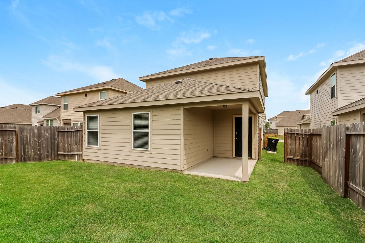 6302 Heathers Bnd - Photo 3 of 17