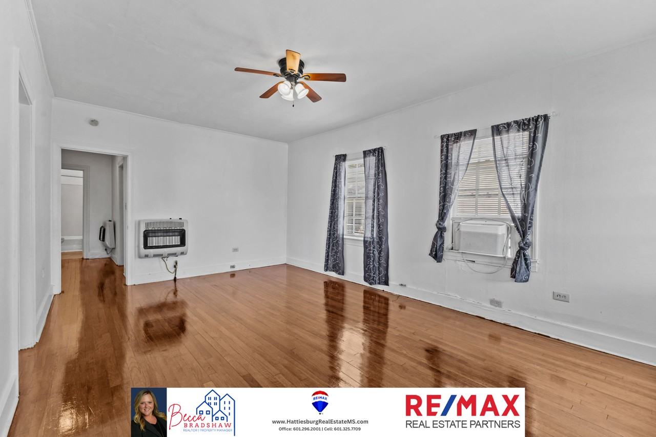 653 W 4th St - Photo 2 of 15