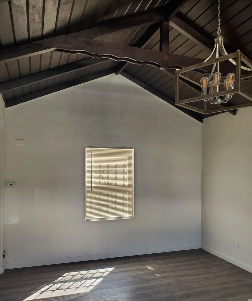 2800 14th Ave - Photo 2 of 13