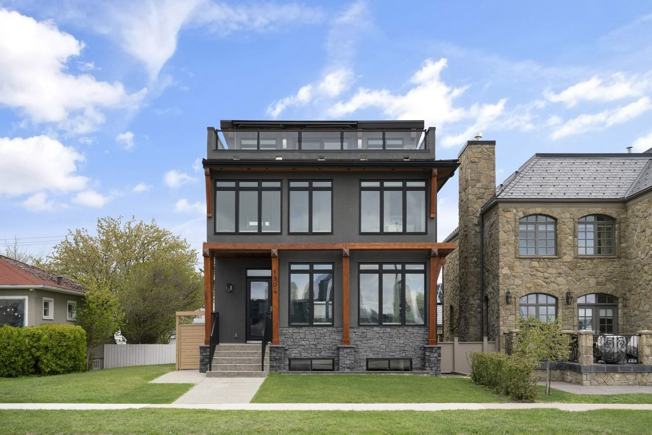 1904 Salisbury St Se - Photo 2 of 50