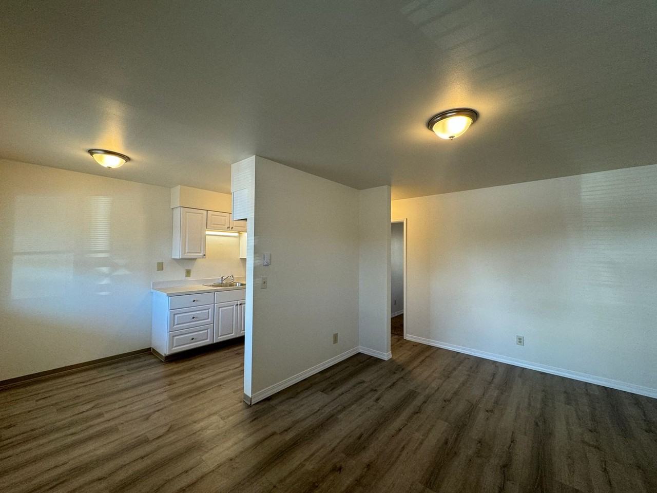 2705 W Nob Hill Blvd #A1 - Photo 7 of 14