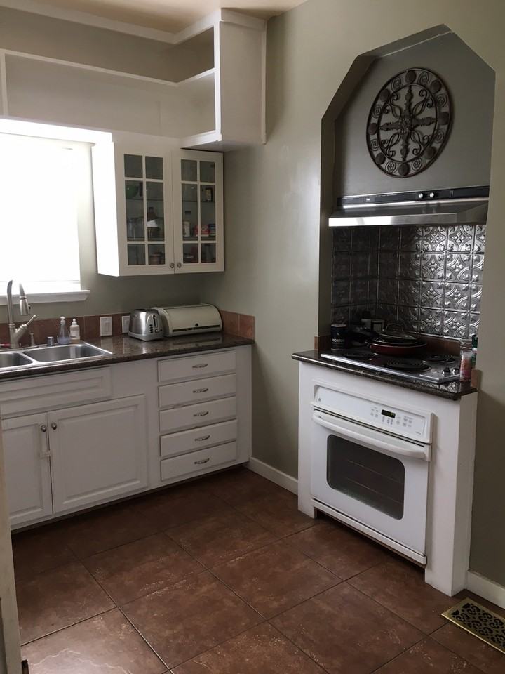 3651 7th Ave - Photo 4 of 5