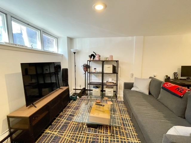 22 Anderson St #2 - Photo 4 of 8