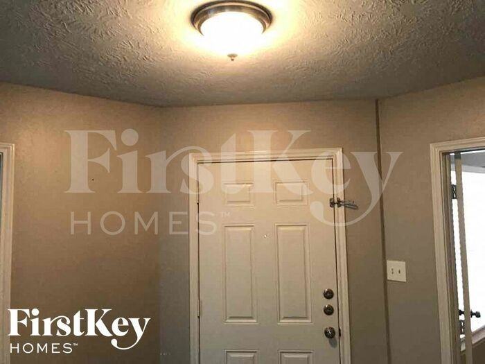 9315 Amberjack Dr - Photo 2 of 26