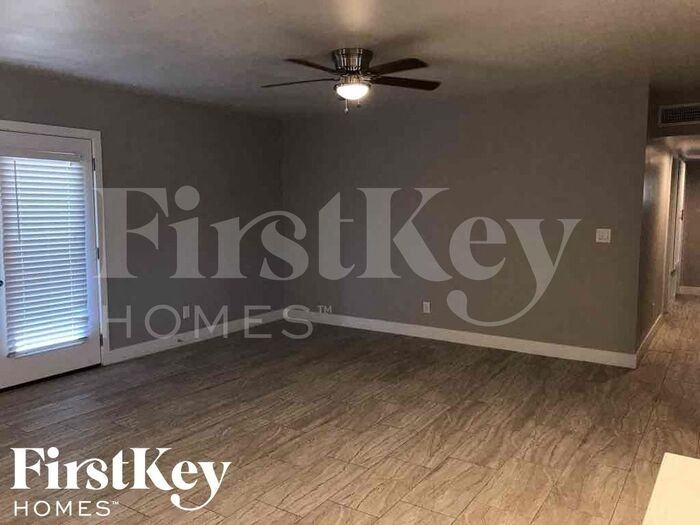 1920 E Dana Ave - Photo 2 of 15