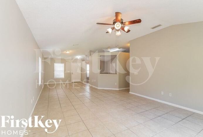 3165 Sedona Trl - Photo 2 of 15