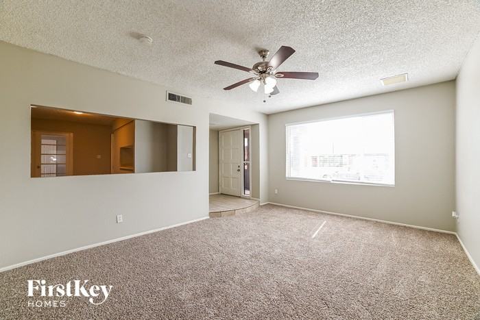 4120 W Ironwood Dr - Photo 3 of 15