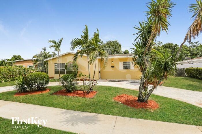 4410 Nw 30th Ct - Photo 2 of 15