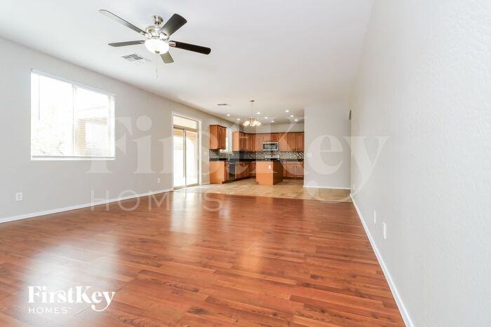 17443 W Morning Glory St - Photo 3 of 15
