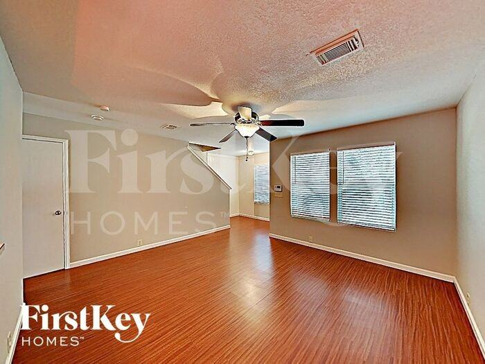 3206 Dartmouth Field Ln - Photo 2 of 14