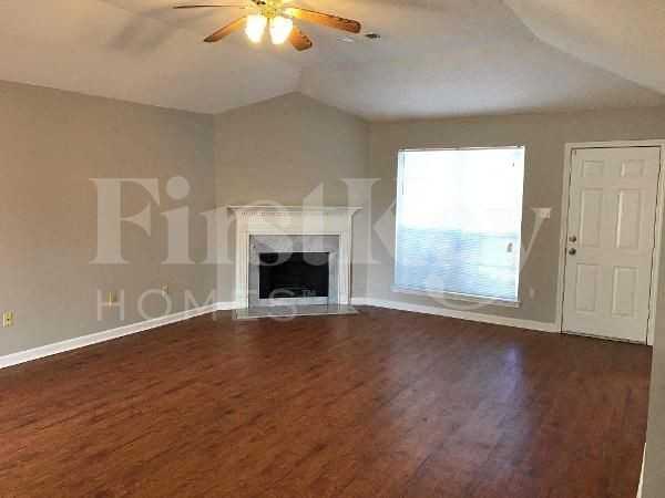 5400 Leaning Oak Dr - Photo 3 of 21