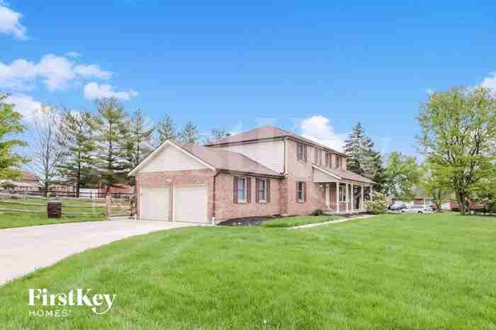 7418 Chateauguay Dr - Photo 2 of 15