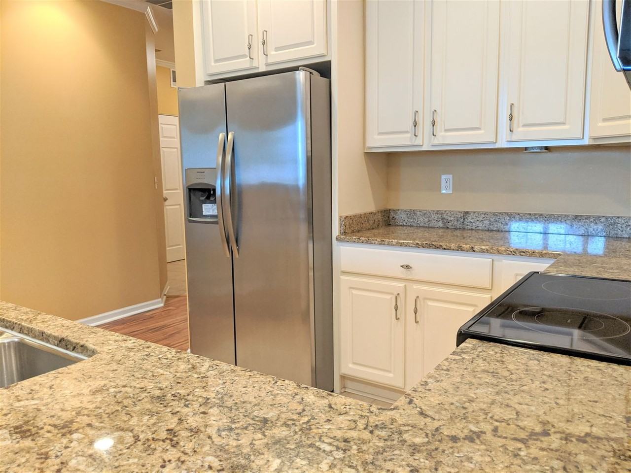 3872 S Lake Dr - Photo 2 of 16