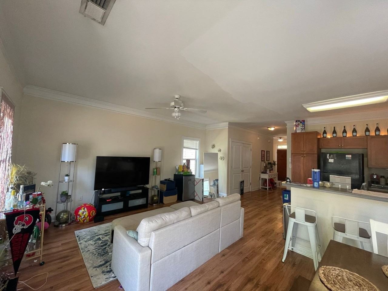 100 Davis St #11 - Photo 2 of 23