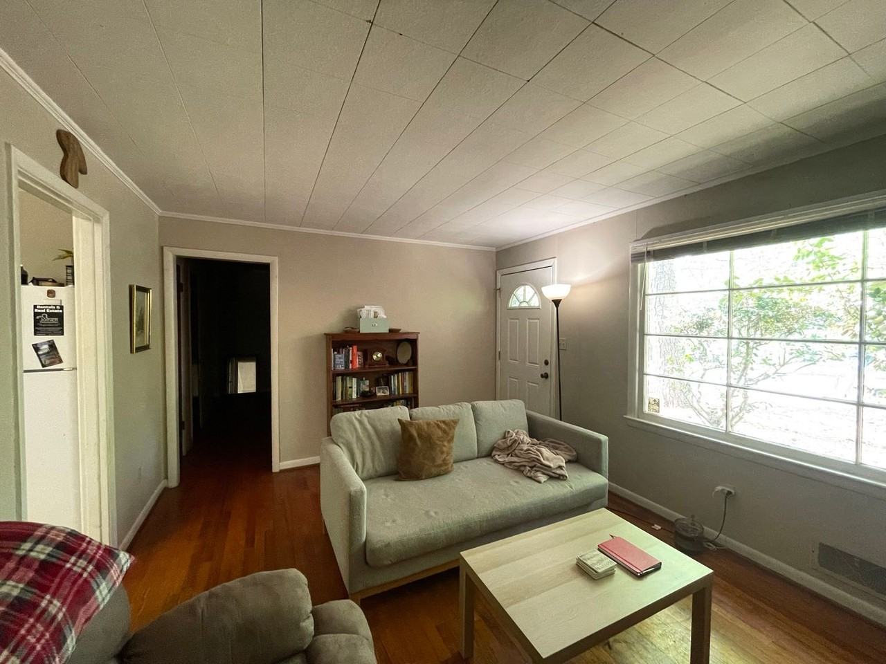 365 Knottingham Dr - Photo 3 of 21