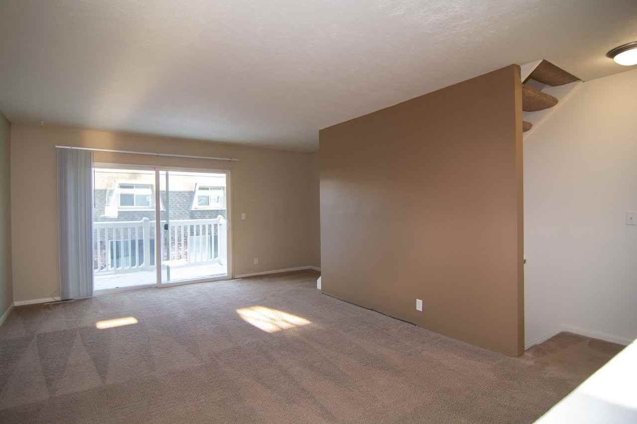 556 N 88th Plz - Photo 6 of 20