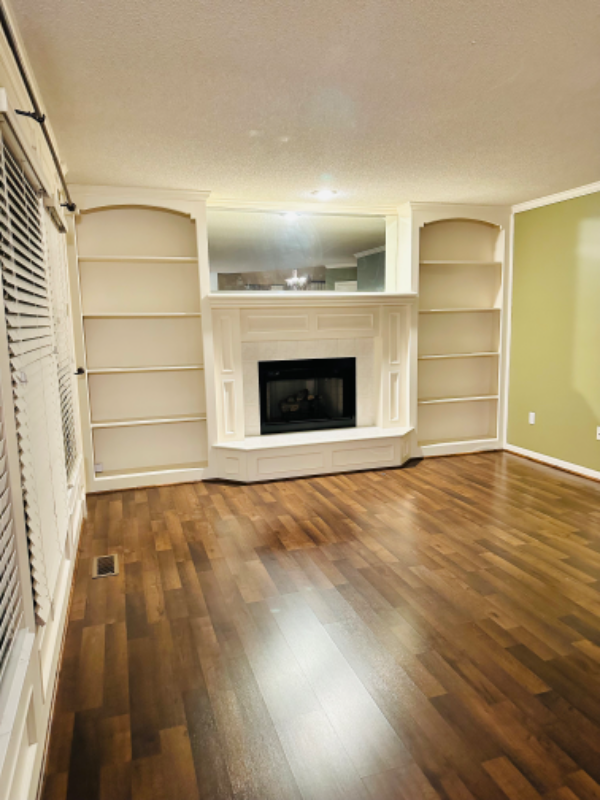 21517 W 53rd St - Photo 2 of 12