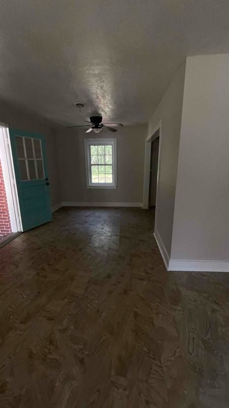 1611 Marengo Dr - Photo 3 of 10