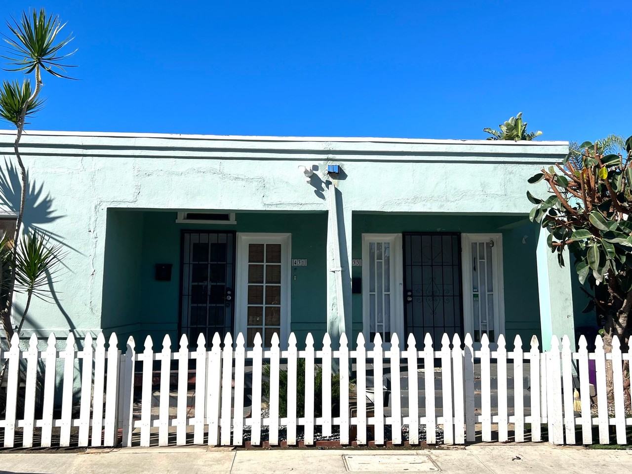 431 N Zona Ct - Photo 2 of 23
