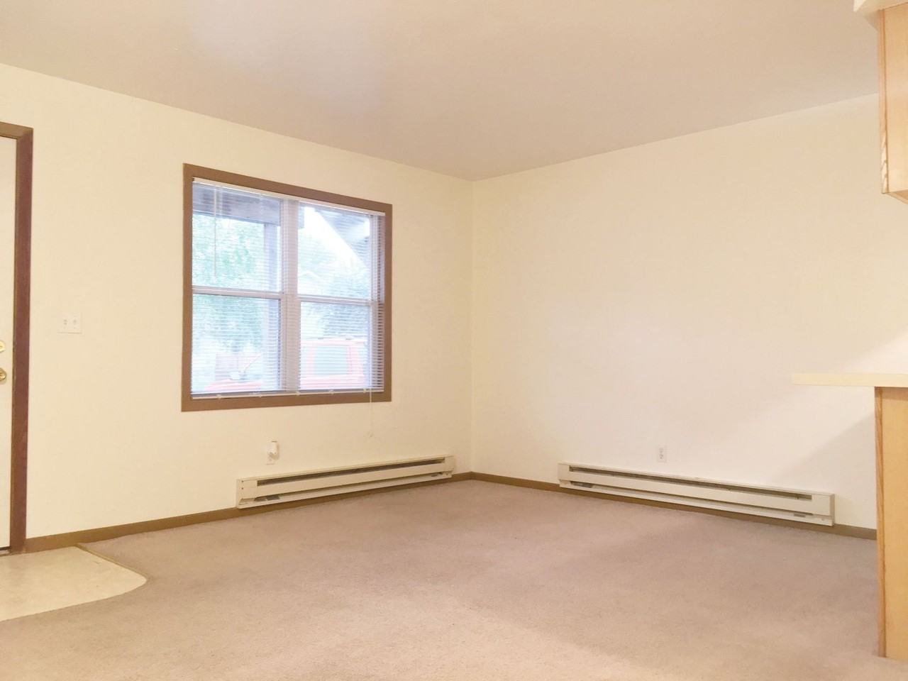 2206 8th Ave NW - Photo 3 of 9