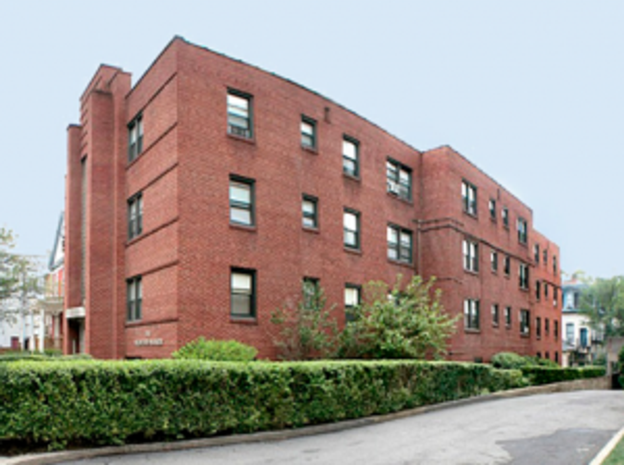 Melwood Manor - Photo 4 of 5