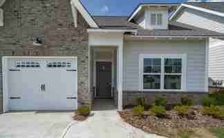featured image of 147 Hampton Cir