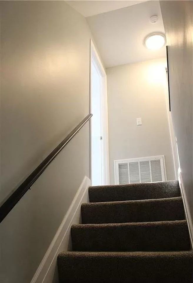 5025 Rye Dr - Photo 5 of 29