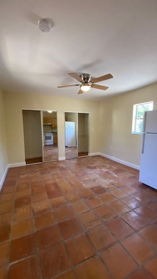 1107 Colleton Dr - Photo 7 of 10