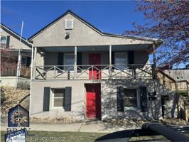 featured image of 805 E Sullivan St