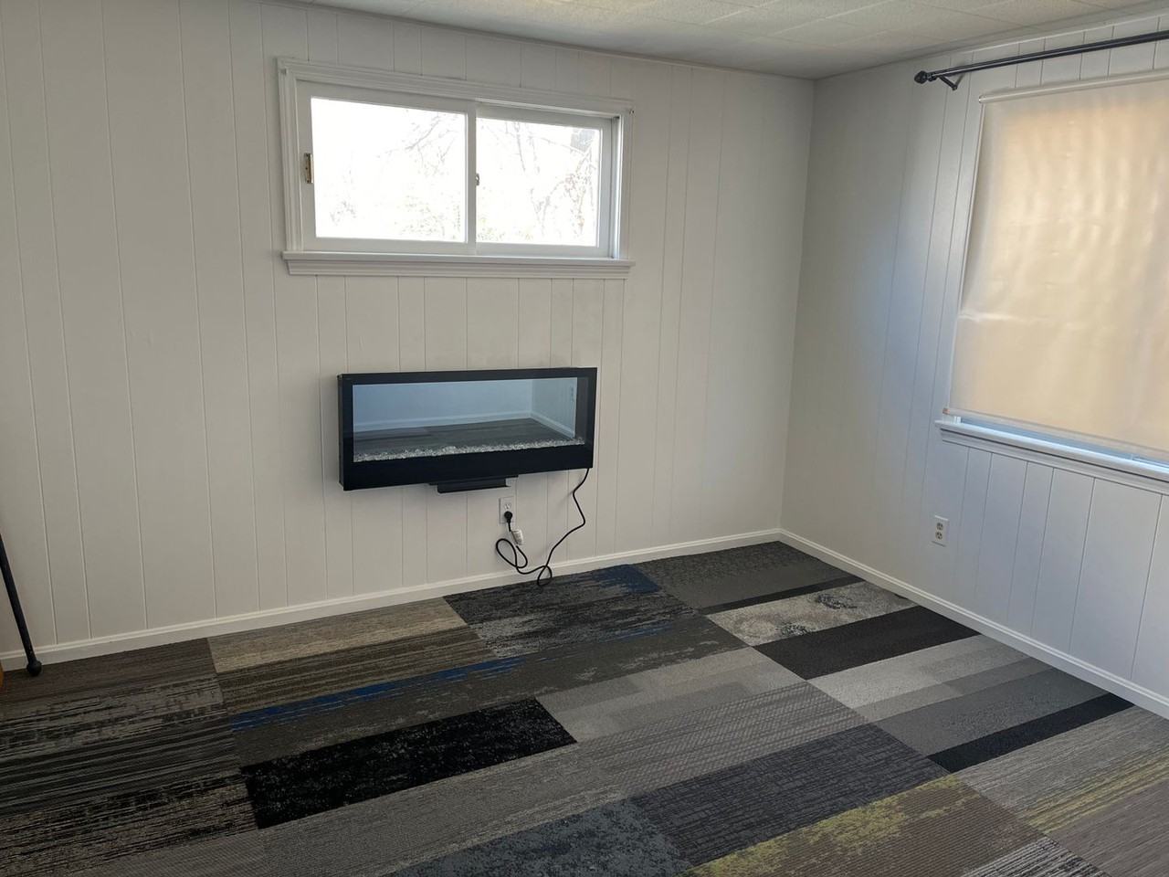 1381 Dill Rd - Photo 2 of 13