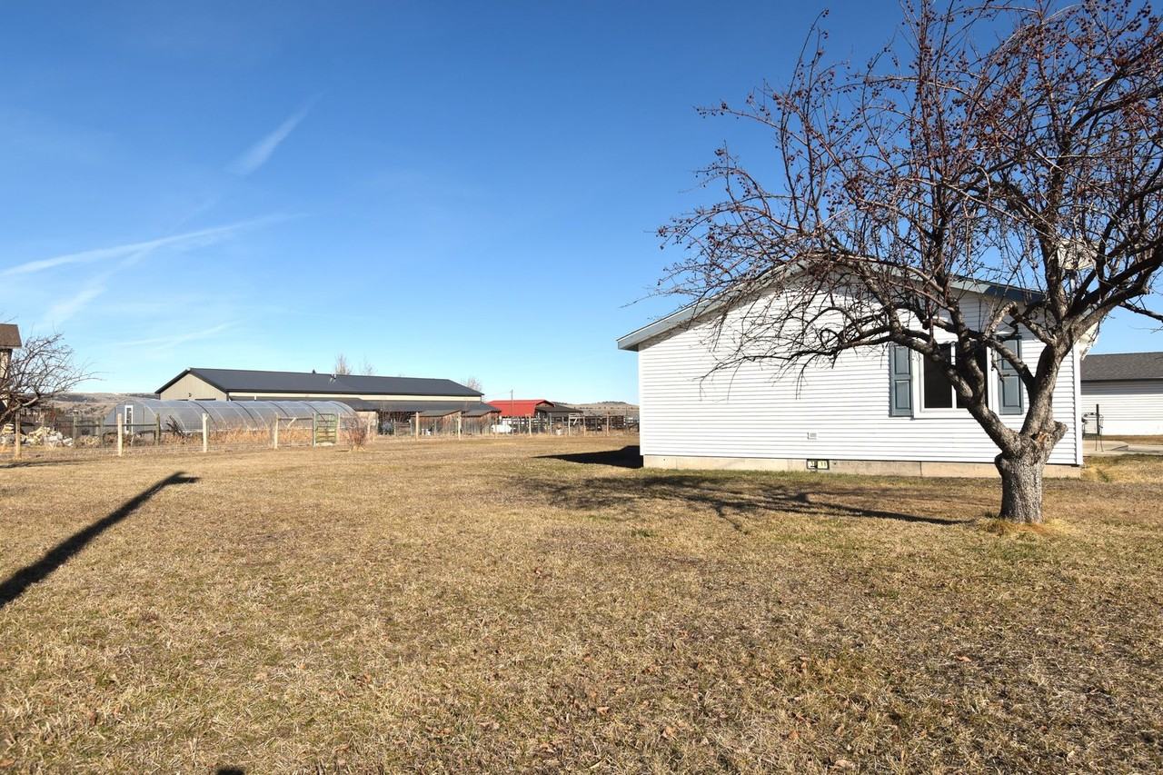 117 Blackmore Mountain Way - Photo 2 of 27