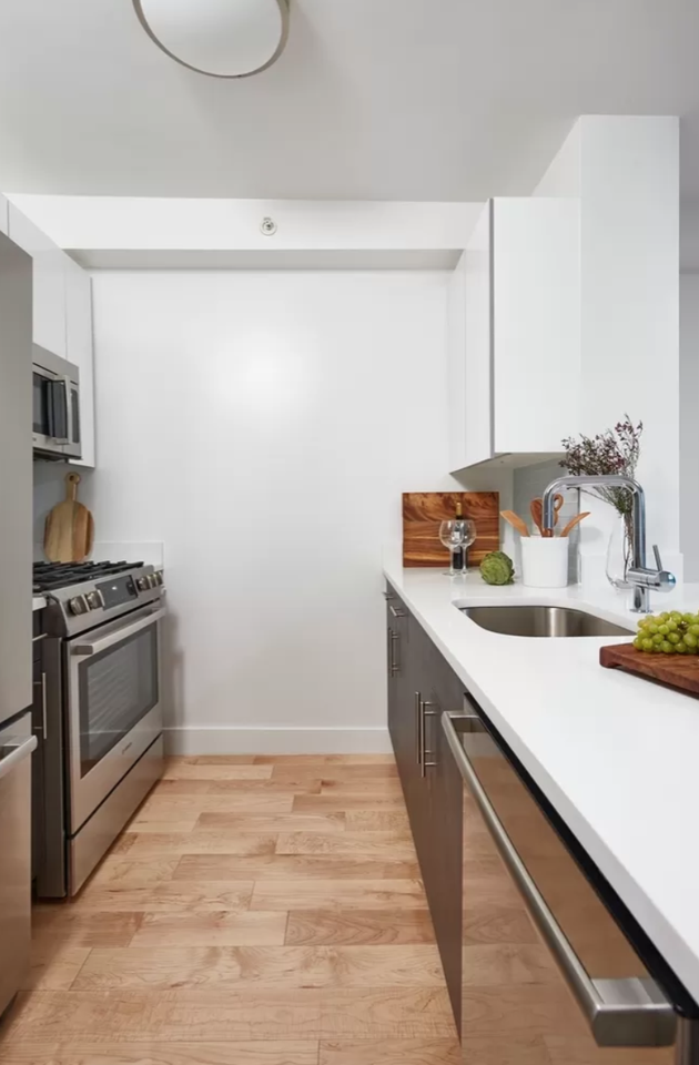 4709 Center Boulevard #1205 - Photo 5 of 18