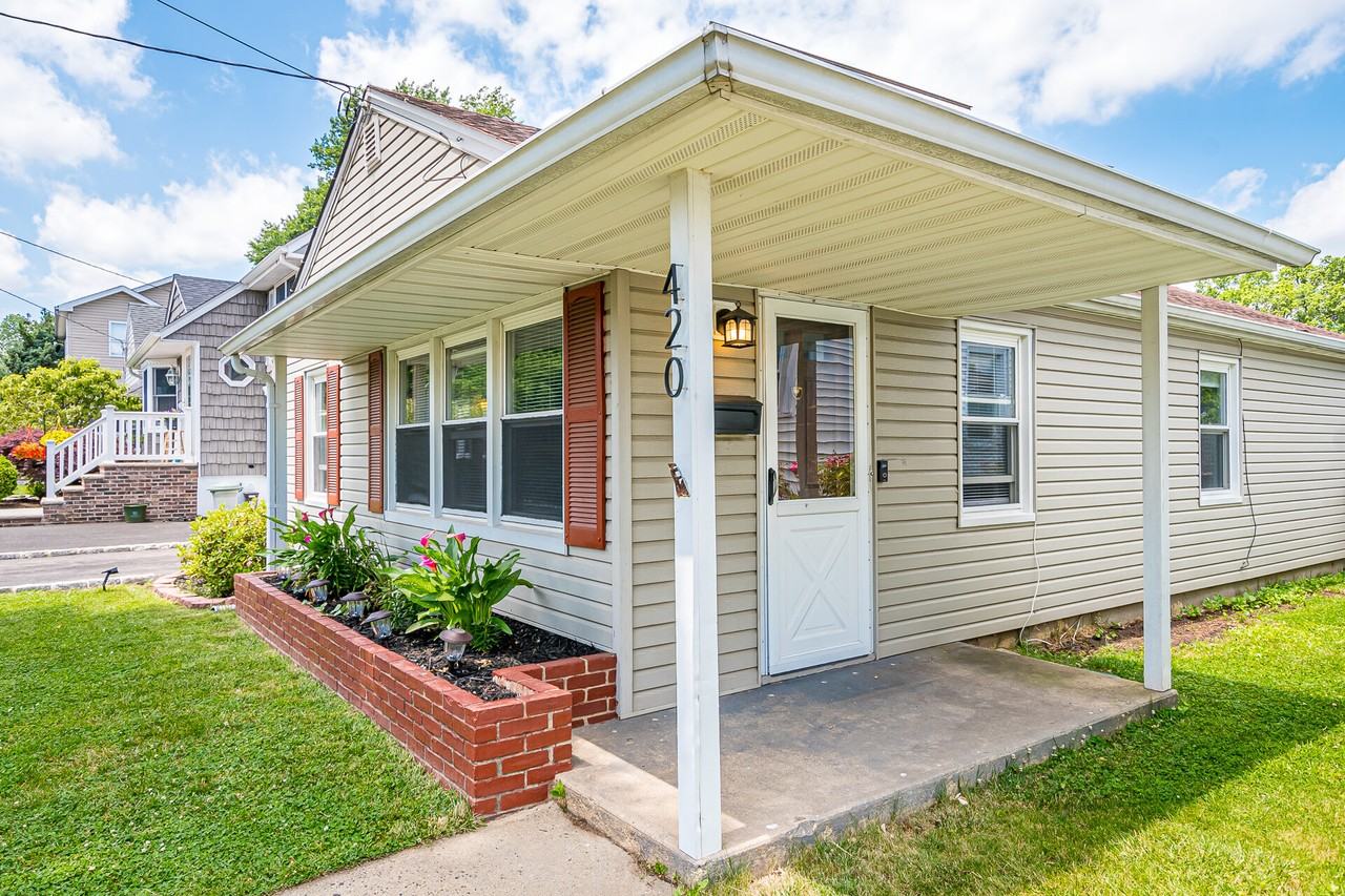 420 Beech Ave #NA - Photo 3 of 23