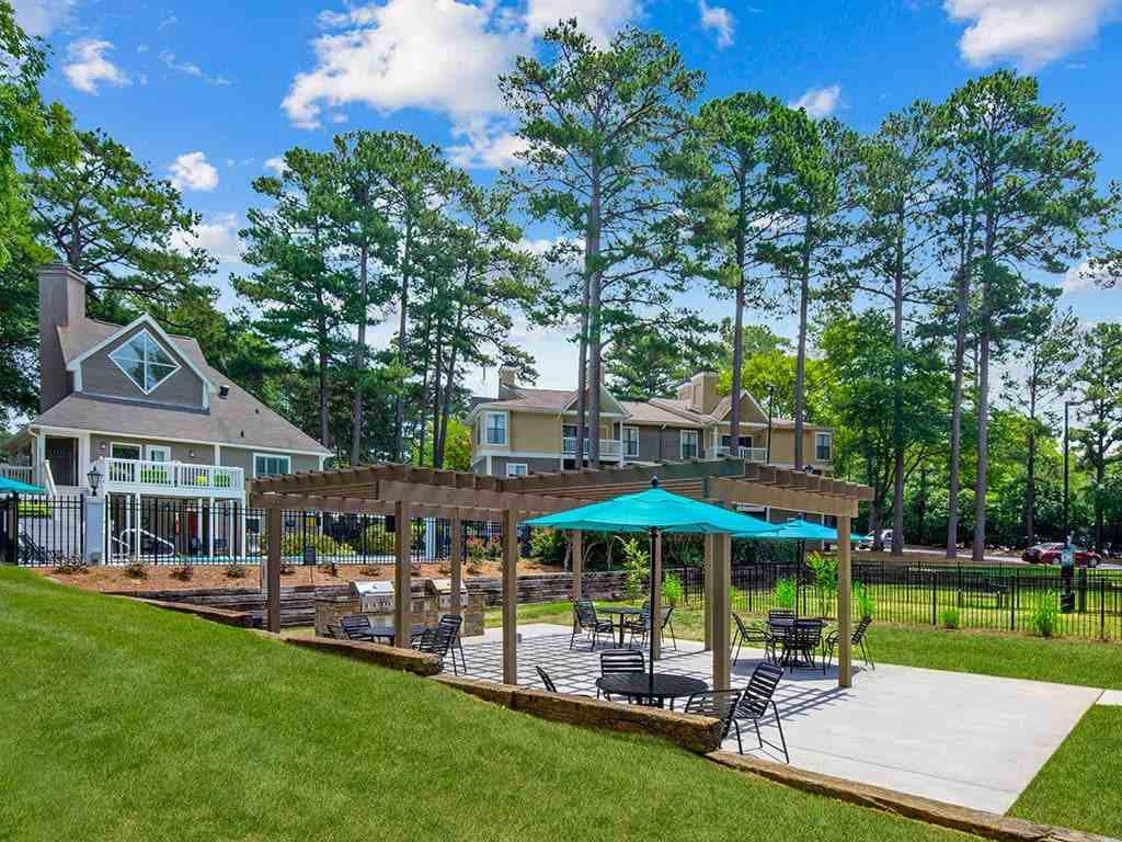 Sommerset Place - Photo 6 of 35