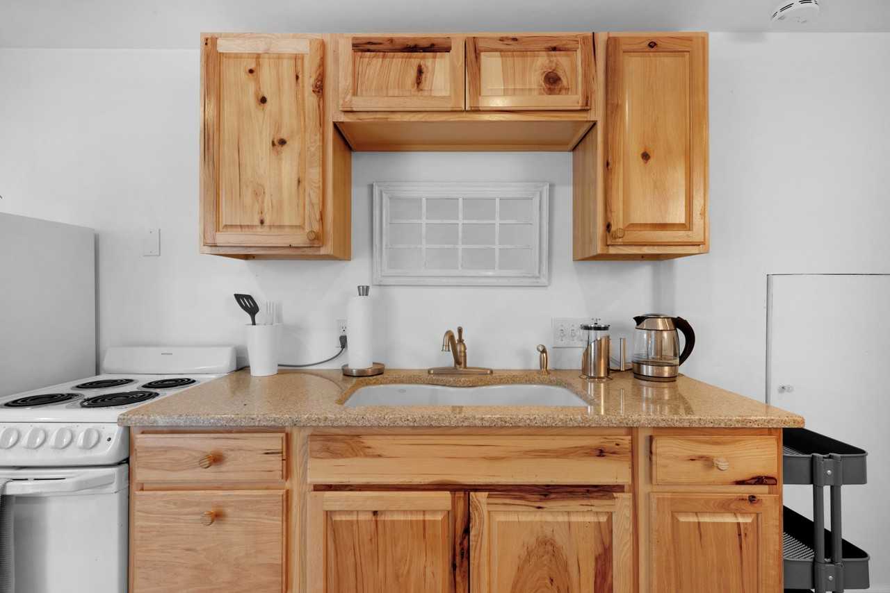 9721 Linden Ave N - Photo 5 of 16