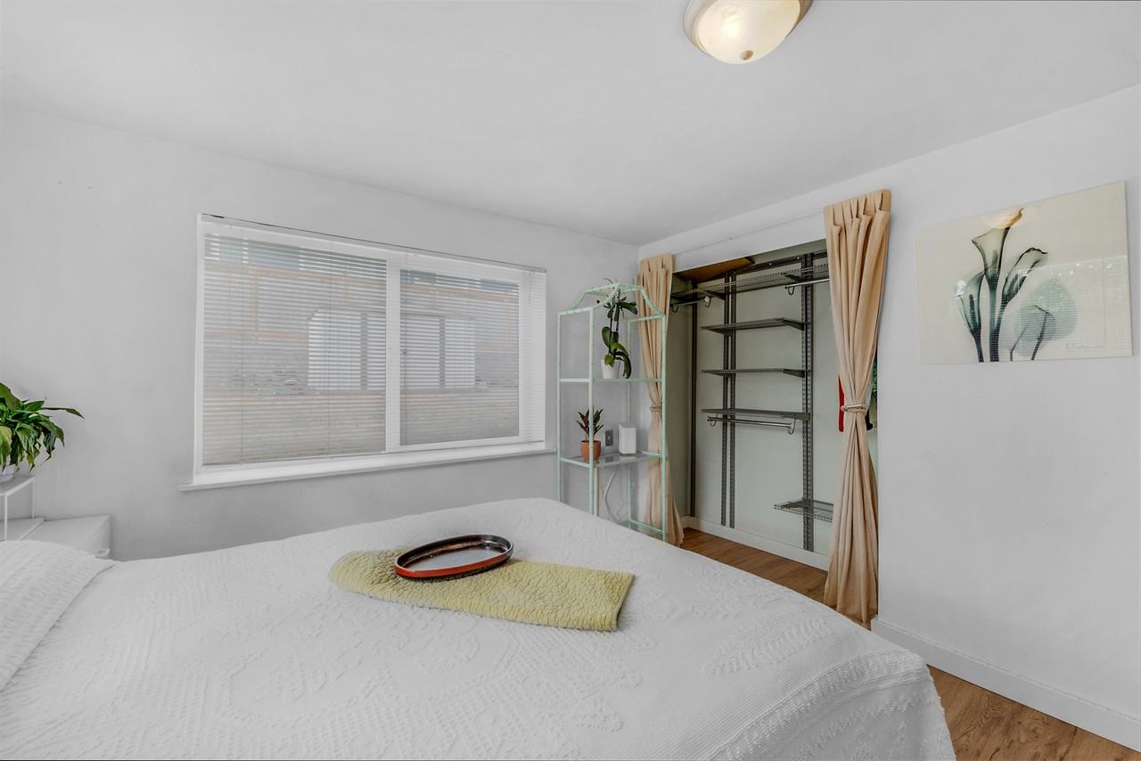 9721 Linden Ave N - Photo 2 of 16