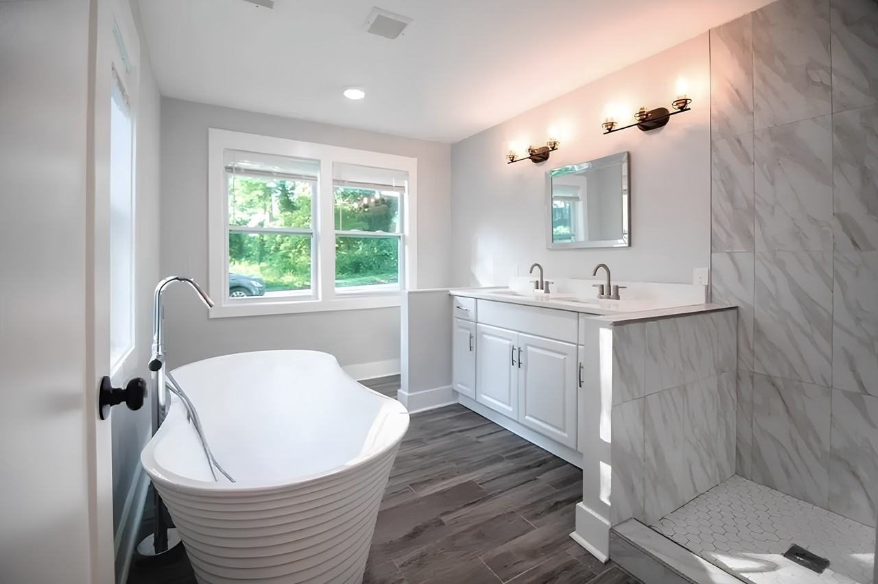 Peeples St Sw - Photo 2 of 5