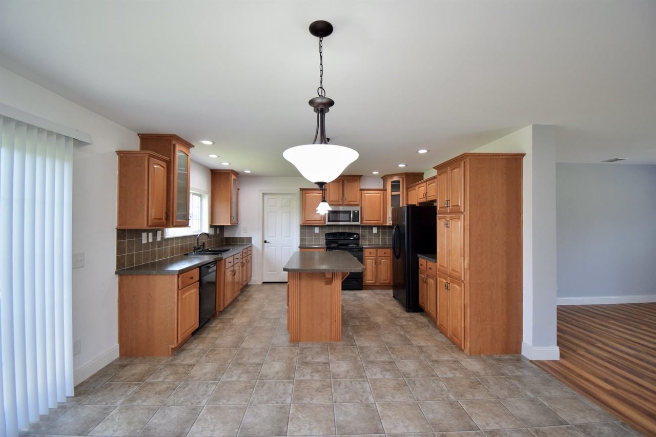 3725 Blue Sky Park Rd #1 - Photo 2 of 33