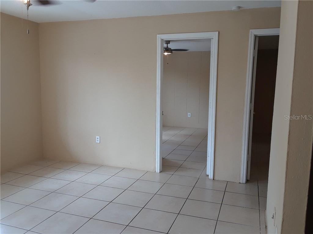 1032 W Jefferson St #5 - Photo 6 of 10