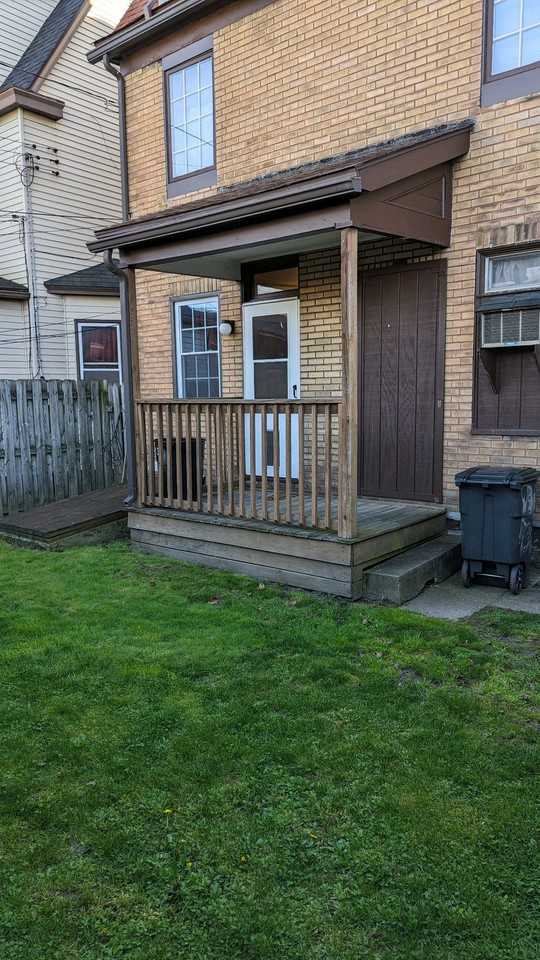 730 Maplewood Ave #1 - Photo 2 of 10