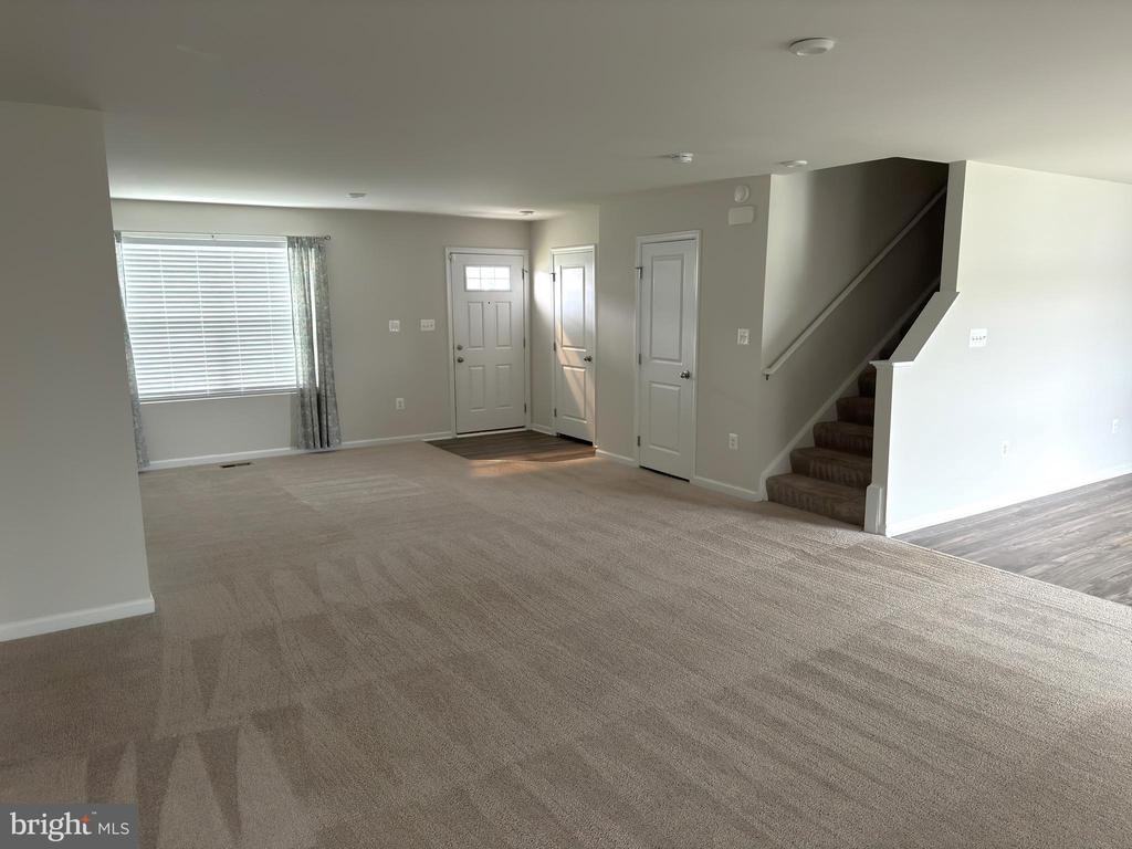 2132 Mourning Dove Dr - Photo 3 of 16