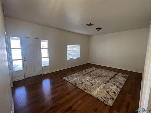 607 W Grand Ave - Photo 2 of 12