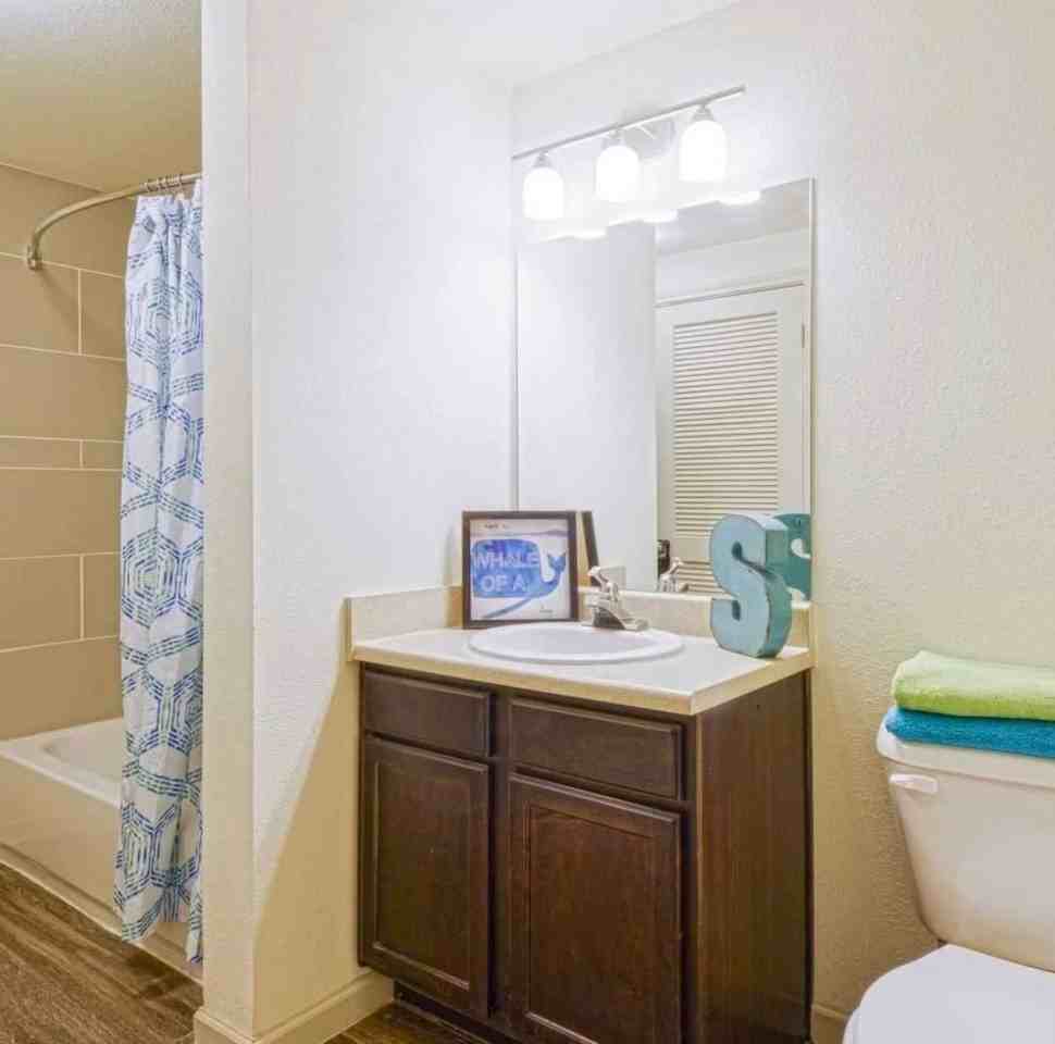 Sorrento Apartments - Photo 6 of 19