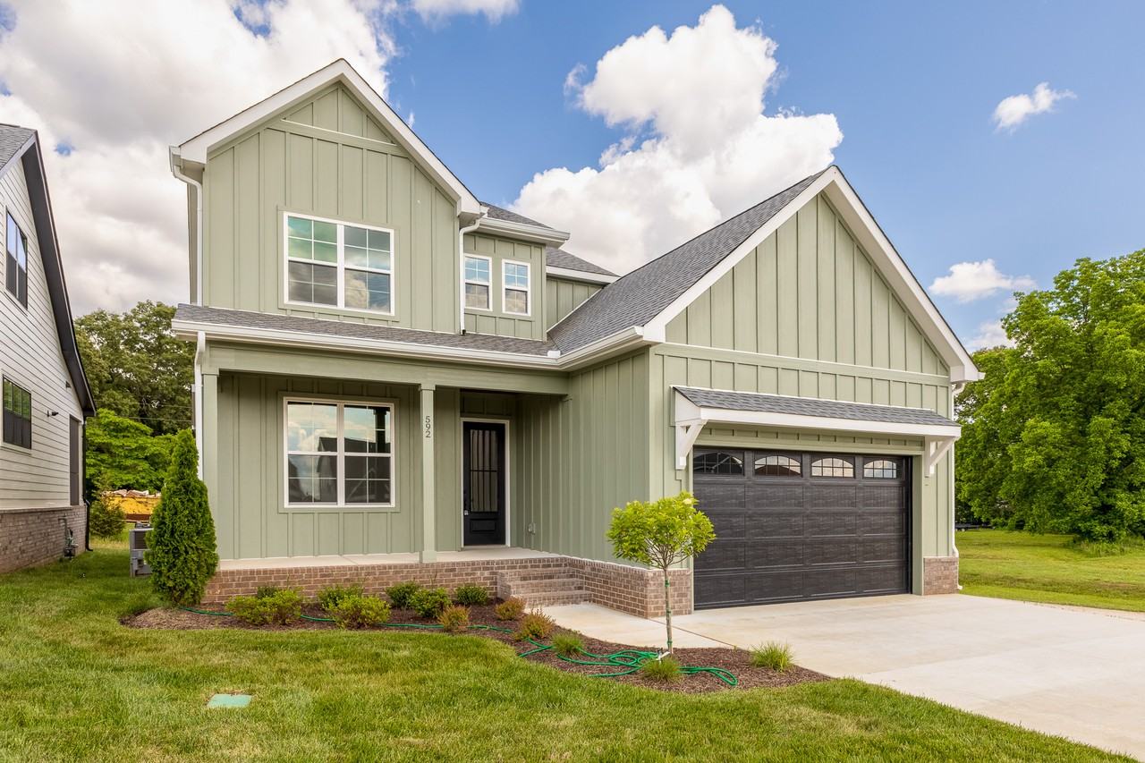 592 Riverwatch Way #592 - Photo 2 of 35